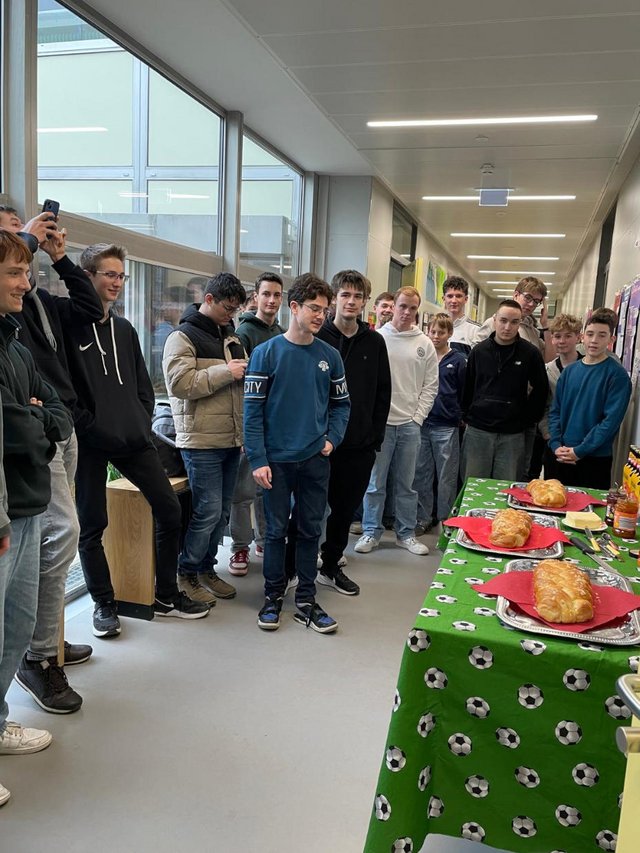 Weihnachtsfeier Roboter AG