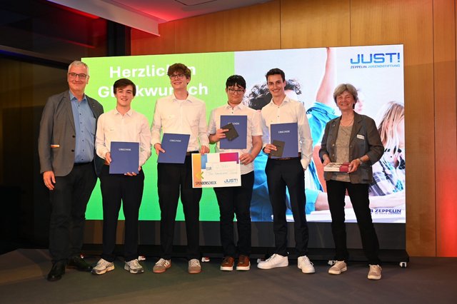 JUST Preisverleihung Bodensee Koalas 1. Platz Sekundarstufe 2 JUST Preisverleihung Bodensee Koalas 1. Platz Sekundarstufe 2