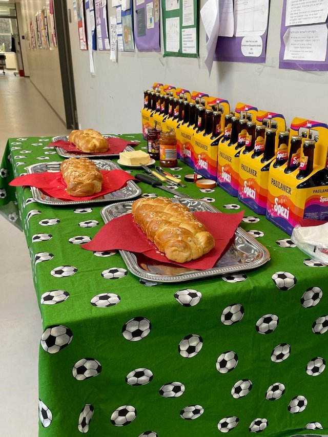 Weihnachtsfeier Zopfbrote