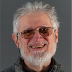 Dr. Gerhard Filip - Ehrenamtlicher Betreuer Roboter AG Markdorf